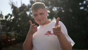 Veľké sebavedomie Petra nezrazia ani konkurenti, a to jeho hostinu prirovnajú k pohrebu!