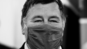 Vo veku 62 rokov zomrel profesor Vladimír Krčméry. Na jeho úmrtie zareagovali aj najvyšší ústavní činitelia