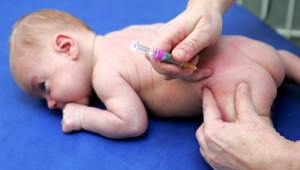 Hygienici upozorňujú: Zaočkovanosť vakcínou MMR klesla v dvoch krajoch pod kriticku hranicu