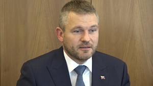 Pellegrini na výbore kritizoval Blahu za jeho protieurópske statusy