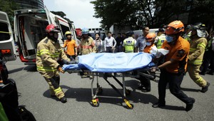 Muž (81) sa pokúsil upáliť, protestoval proti zotročovaniu žien