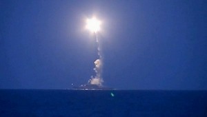 Ruské vojnové lode zasiahli infraštruktúru Islamského štátu