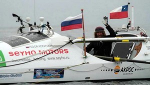 Cestovateľ sám prevesloval Tichý oceán