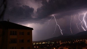 Po celom Slovensku vyčíňali búrky. Pozrite sa ako to vyzeralo v jednotlivých krajoch