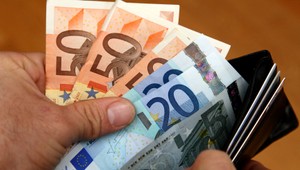 Podľa prieskumu vníma konsolidačný balík negatívne väčšina opýtaných