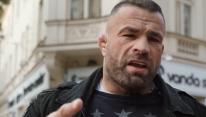 Prokurátorka prepustila Vémolu z väzby na kauciu, má zákaz vycestovať