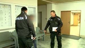 Mladíka (21) obvinili zo znásilnenia. Obeťou má byť jeho ťažko postihnutá sestra