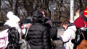 Ukrajinci utekajú z krajiny. Dobrovoľníci im ponúkajú svoje byty a domy