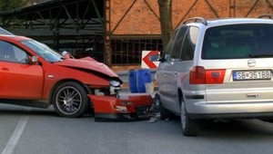 Opitá vodička (20) vrazila do Seatu, bolo v ňom bábätko!