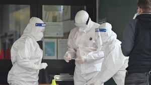 Pandemická situácia sa zhoršuje. Toto predpovedá analytik Smatana