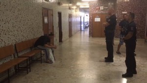 Košičan, ktorý vyhodil ženu z balkóna, je vo väzbe