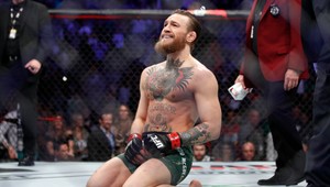 Nurmagomedov možno nenastúpi do titulového zápasu. Zastúpi ho McGregor?