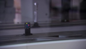 Ženu, ktorá šírila hoax o tyčinkách napustených koronavírusom, už vypočuli. Môže skončiť pred súdom aj za mrežami