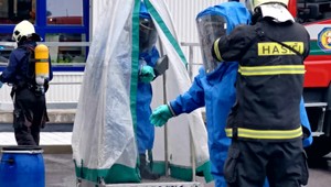 Socha Ježiša postavila do pozoru záchranné zložky. Niekto ju poslal v balíčku s podozrivým práškom