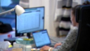 Za agresívne vyjadrenia boli mladí ľudia vypočúvaní na polícii