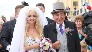 Svadba zlatokopky: Cathy Schmitz (24) uhnala miliardára Richarda Lugnera (81)