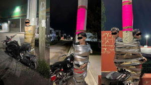 "Mexický Batman" loví údajných zlodejov motoriek. Priväzuje ich k stĺpom lepiacou páskou