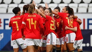 Španielske futbalistky chceli zvrhnúť trénera. Budú potrestané