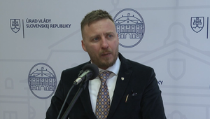 Zmeny v správe o vyšetrovaní pandémie: Analytici kritizujú kroky Petra Kotlára