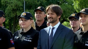 Hranicu v Maďarsku budú opäť strážiť aj naši policajti