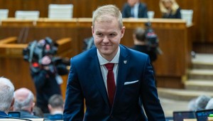 Súd vyhovel policajtom okolo Jána Čurillu: Bartek sa má ospravedlniť za svoje výroky