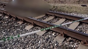 Na koľajisku vyhasol život 16-ročného chlapca. Zrážke sa zabrániť už nedalo