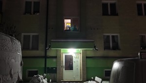 Nové okolnosti v prípade zavraždenej seniorky: Obvinený mal kľúče od jej bytu, pomáhal s nákupmi