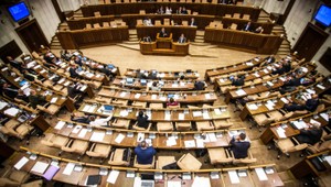 Prieskum: SaS predbehla SNS, KDH by sa dostalo do parlamentu tiež