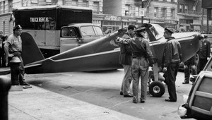 Stavil sa opitý, že s lietadlom pristane na Manhattane: Keď mu neverili, zopakoval to