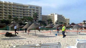 Teroristi zaútočili na hotely v Tunisku. Hlásia desiatky mŕtvych