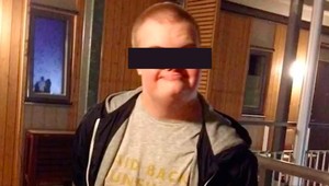 Chlapec niesol hračkársku zbraň, polícia ho zastrelila