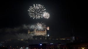 Zábavná pyrotechnika počas Silvestra vie napáchať veľa škody. Ako správne používať ohňostroj?