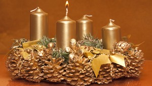 Začal sa advent, zapaľujeme prvú sviečku