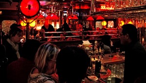 Mladý bezdomovec vykrádal podniky v Banskej Bystrici, chcel peniaze na jedlo