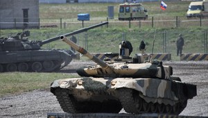 Tank prešiel vojaka (24) počas cvičenia, mladík skončil v nemocnici