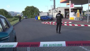 Streľba na čerpacej stanici v Trenčíne: Podozrivých mužov eskortovali pred súd