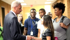 Ferguson upokojil až prvý minister spravodlivosti čiernej pleti