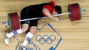 FOTOGALÉRIA. Na vzpierača Steinera spadla činka