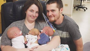 Po trojčatách – chlapcoch, zatúžili po dievčatku: TOTO nečakali ani vo sne