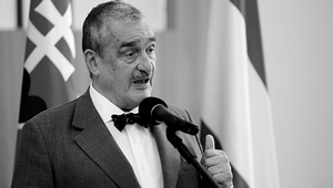 Zomrel český politik Karel Schwarzenberg