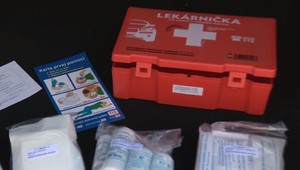 Pozor na autolekárničku. Radšej včas kúpiť novú ako platiť pokutu