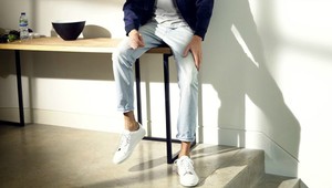 5 bielych tenisiek, s ktorými si dokonale vychutnáte jeseň