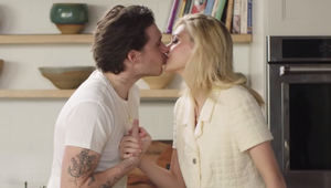 Svadba roka! Brooklyn Beckham sa oženil, berie si nevestino priezvisko!