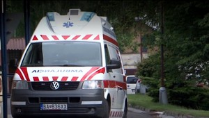 Medzi Jablonicou a Senicou prišlo k tragickej nehode. Cyklistka si nevšimla nákladiak