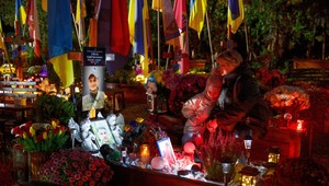 1349. deň na Ukrajine: Drony rozmetali dom so spiacou rodinou, z trosiek vytiahli telo muža