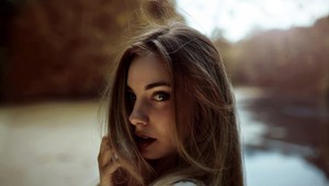 Tento vlasový trend je späť: Uberie roky a zúži vám tvár