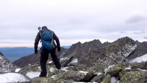 VIDEO: Dramatický koniec babieho leta. Silná víchrica a pol metra snehu napadlo zo dňa na deň