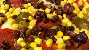 Ak už máte dosť tradičných Francúzskych zemiakov. Vyskúšajte Raclette