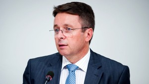 Prvý návrh rozpočtu 2012? Šetrenie pokračuje...