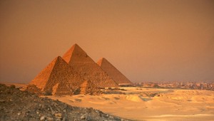 Záhada minulosti: Pod Veľkou pyramídou v Gíze objavili tajnú komoru